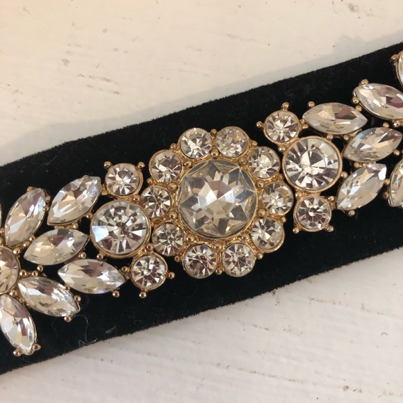 Velvet and rhinestone vintage vibe choker - Picture 7 of 12